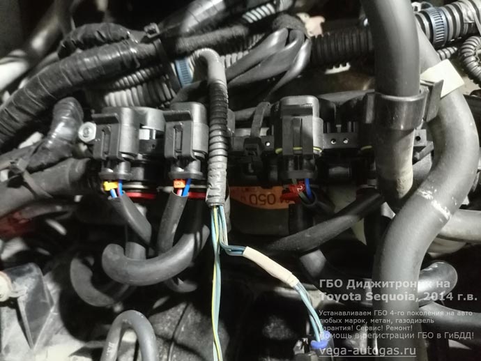 подкапотное пространство, установка ГБО Диджитроник на Тойота Секвойя 014 г.в., 5.7 л., 381 л.с., с пробегом 115 000 км., ВЗУ под задним бампером, тороидальный баллон 98 литров под кузовом, сзади, на месте запасного колеса, Нижний Новгород, Дзержинск